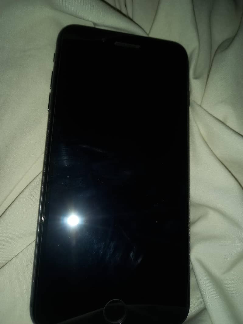 Apple iPhone 8 Plus 6