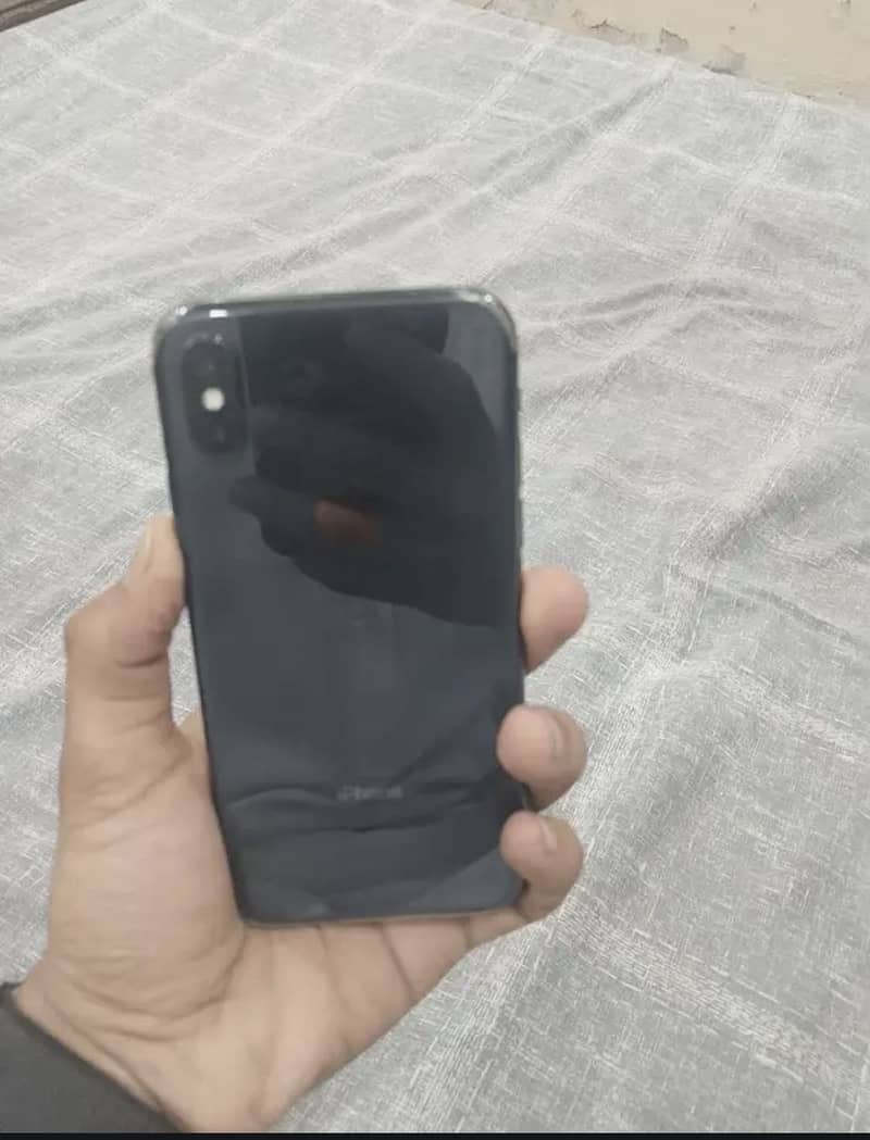 Apple iPhone X 5