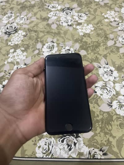 Apple iPhone SE