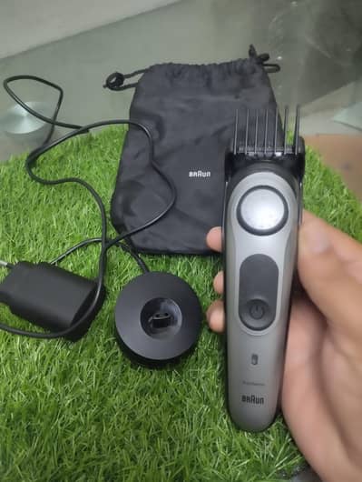 braun trimmer with clip stand nose clip