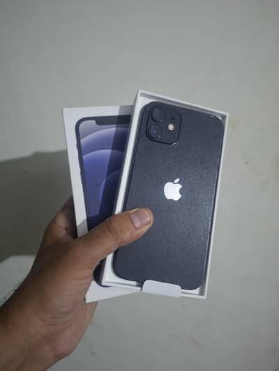 Apple iPhone 12
