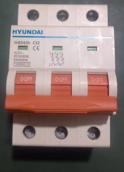 Mcb breaker 32a 10ka original unused stock qty 25 to 30 pieces