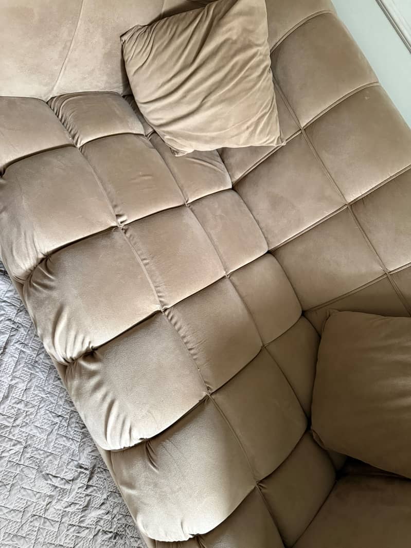 5 seater (3,2) bubble sofas excellent condition 2
