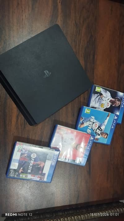 PS4 Slim 500GB Sealed (Mint Condition) + New Controller & 4 FIFA Games