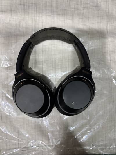 Sony wh1000xm3 noice cancelling headphones