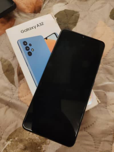 Galaxy A32 one hand used in fresh condition