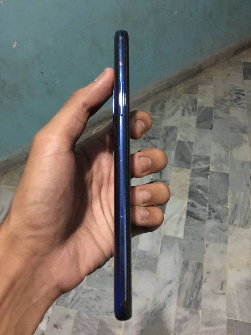 One Plus 7 Pro 4
