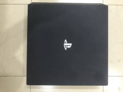 Playstaion 4 PRO  (CUH-7216B)