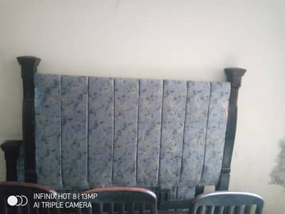 king size bed used looks new . . new fabric n foam comdition 9.5/10