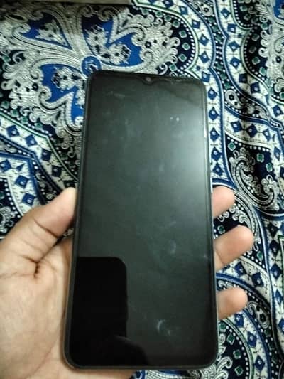 Realme C21. . 3. . . . 32. . . . . 03133642352. . . . w up