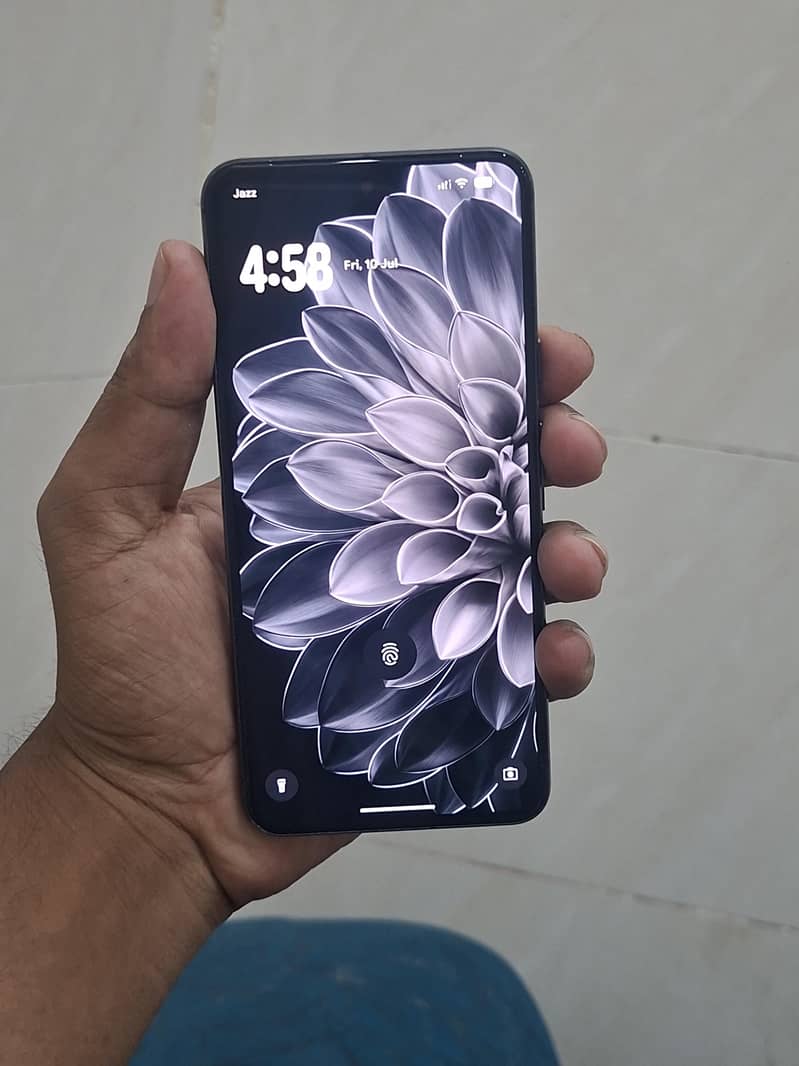 Google Pixel 8 1