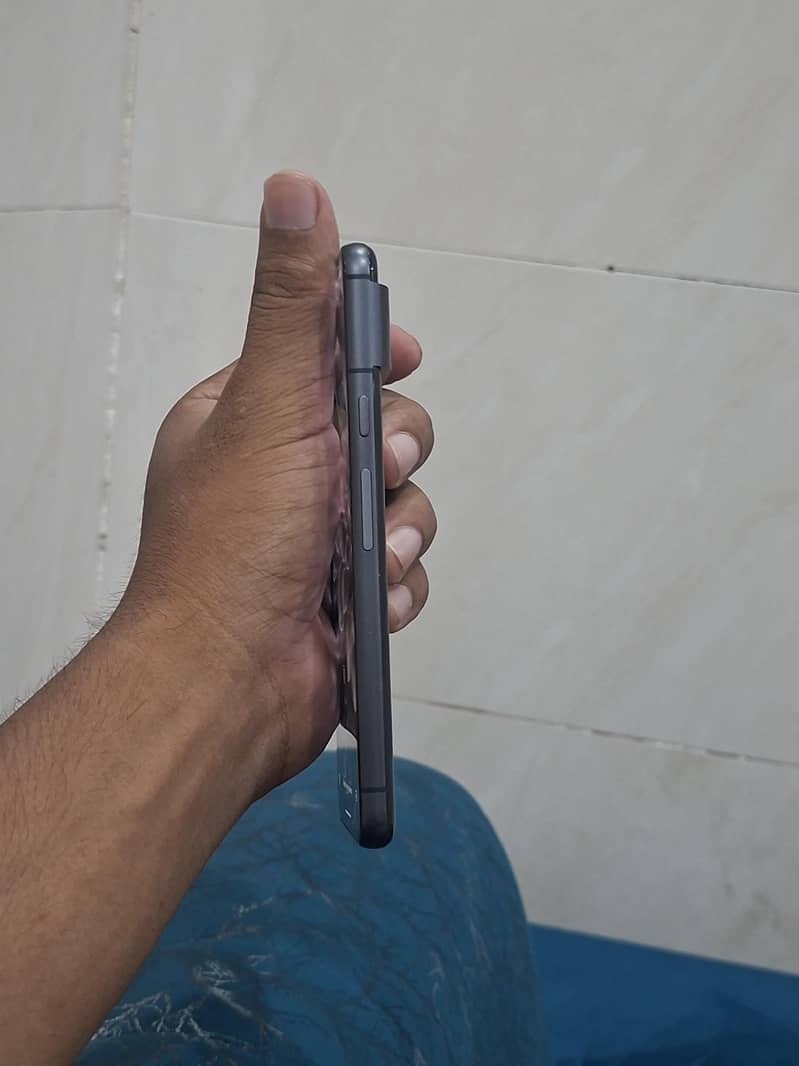 Google Pixel 8 2