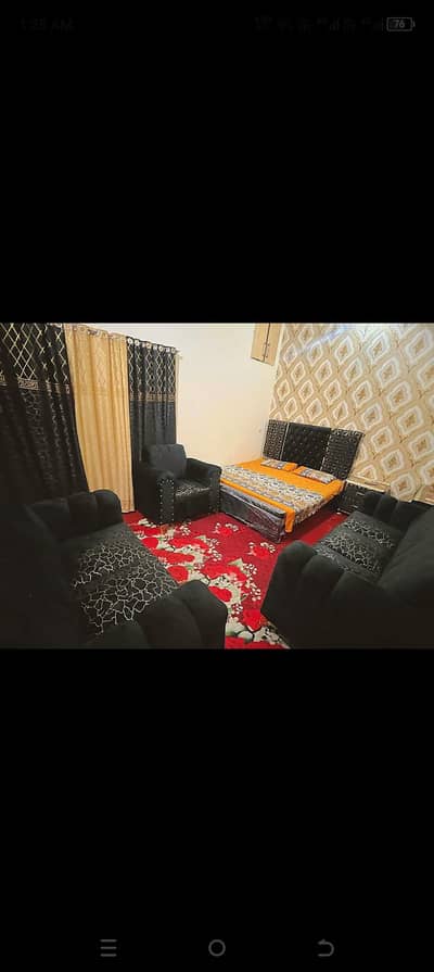 1 king size bed with 2 side tables and 1 dressing table .