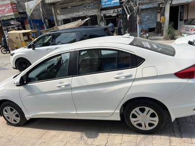 Honda City IVTEC 2025