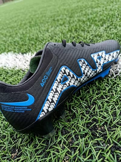  Nike Mercurial Vapor 15 Academy FG/MG – Black/Hyper Royal