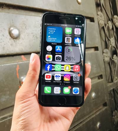 Apple iPhone 7 waterpack 32gb sim glitch non pta