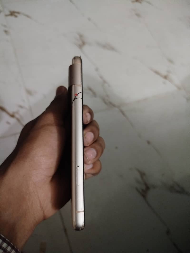 Google Pixel 8 2