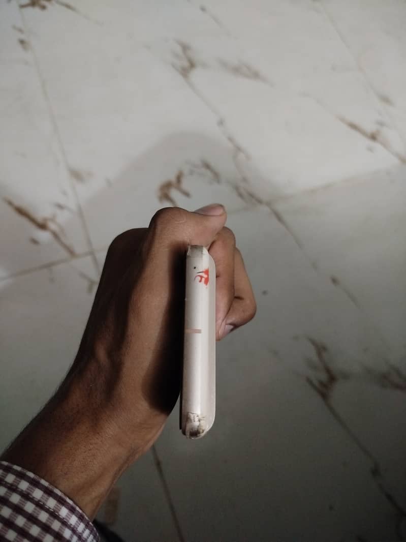 Google Pixel 8 3