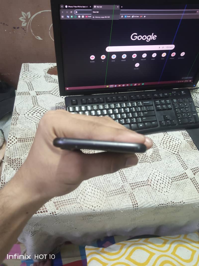 Apple iPhone 7 4