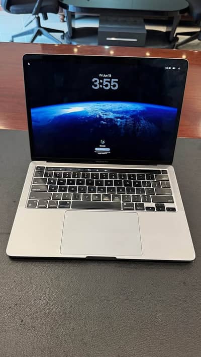 Apple Macbook Pro M2 2022 13 inches