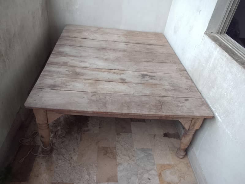 Takht 2