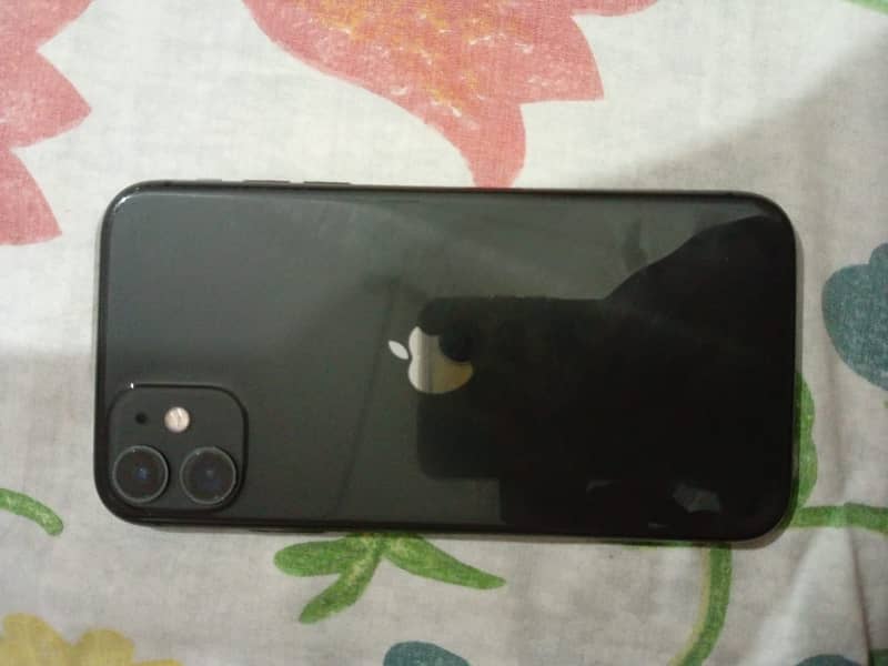 Apple iPhone 11 3