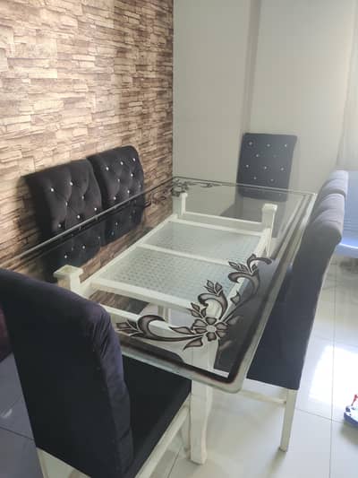 6 seated Dining Table set