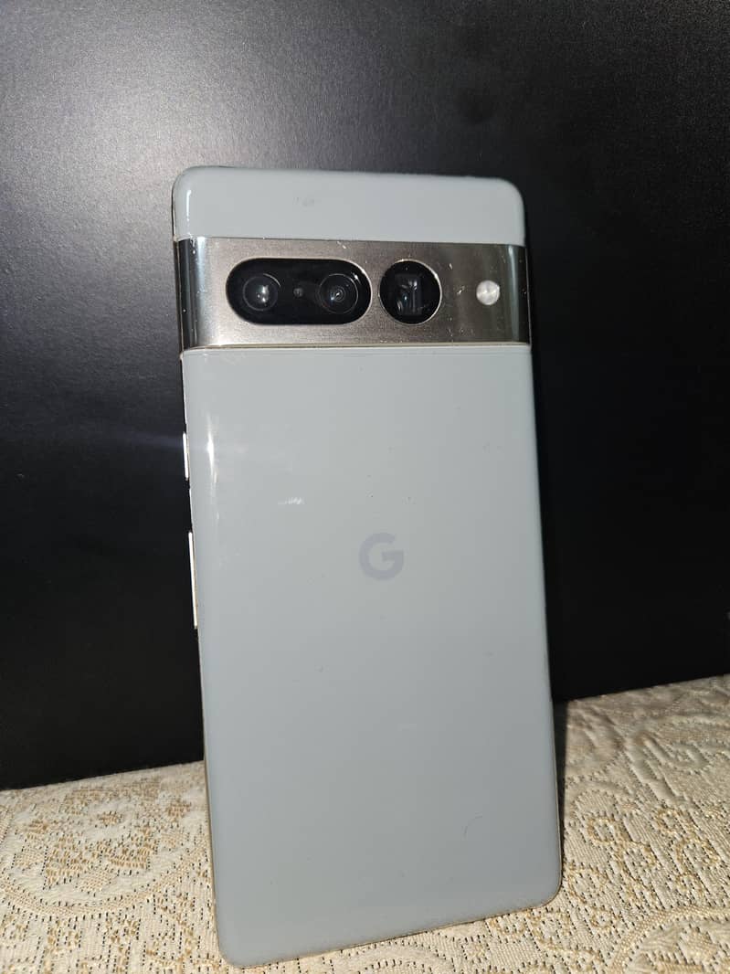 Google Pixel 7 Pro 2