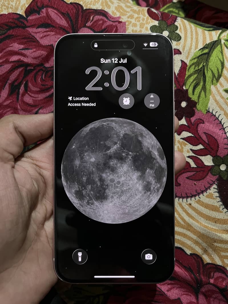 Apple iPhone 15 plus 8