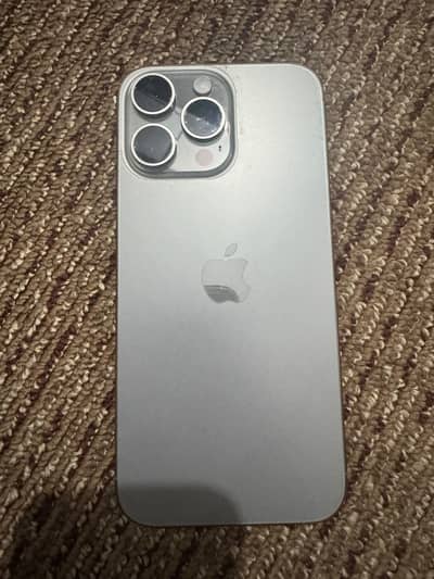 Apple iPhone 16 Pro Max