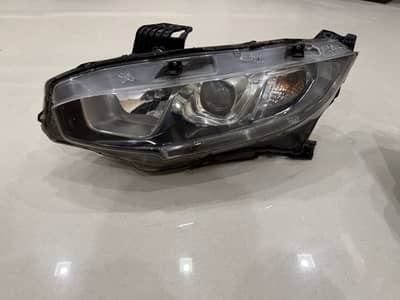 Honda civic 1.8 UG 2018 model headlights