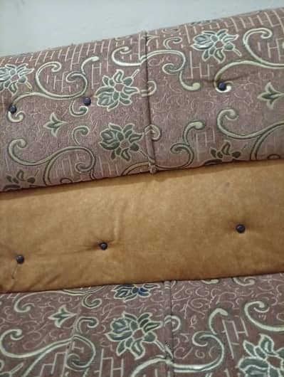5 Seater Sofa for sale just in Rs. 9000.