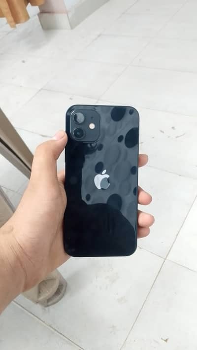 Apple iPhone 12
