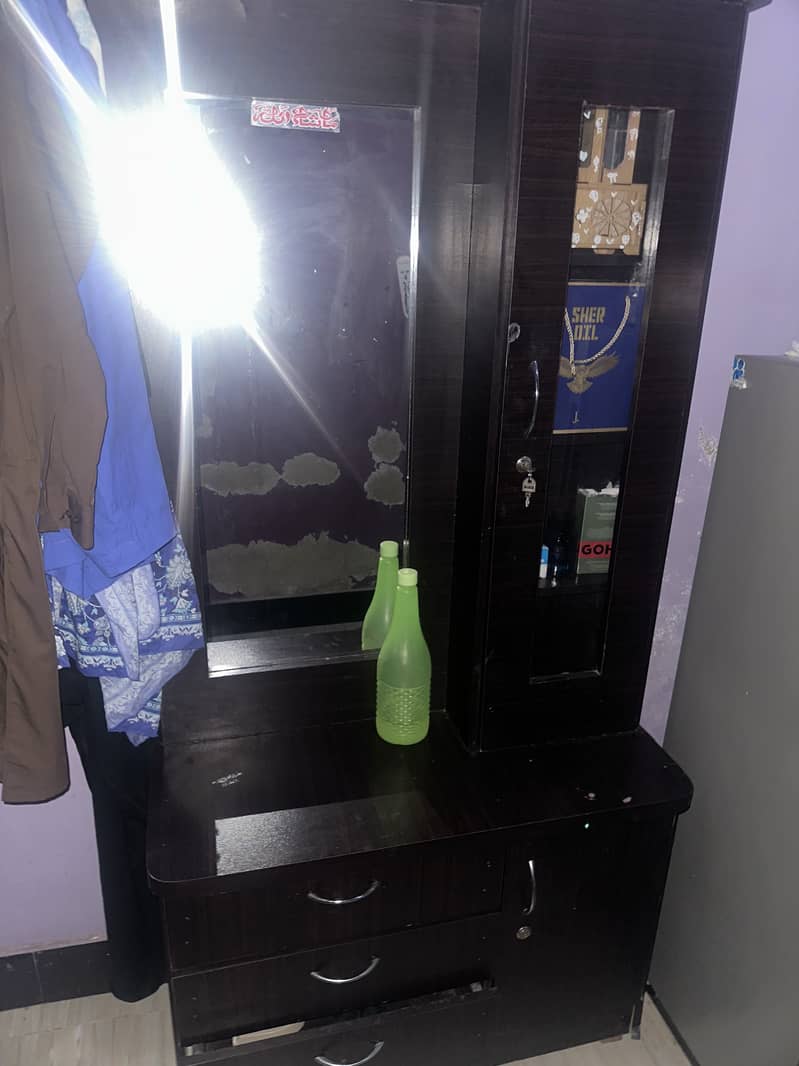 Dressing table 3