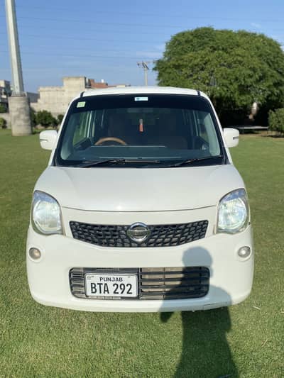 Nissan Moco 2012