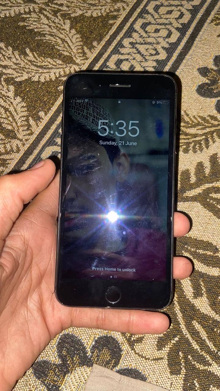 Apple iPhone 7 Plus 4