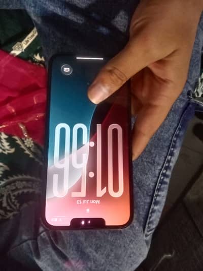Apple iPhone 13
