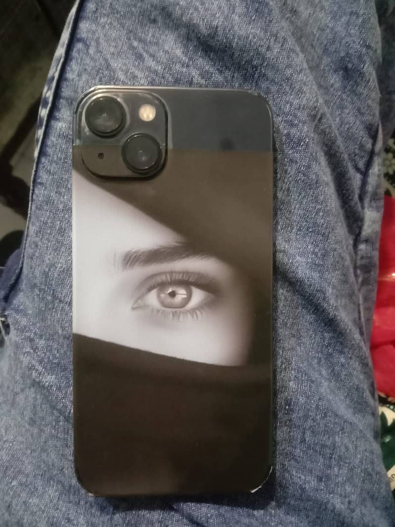 Apple iPhone 13 2
