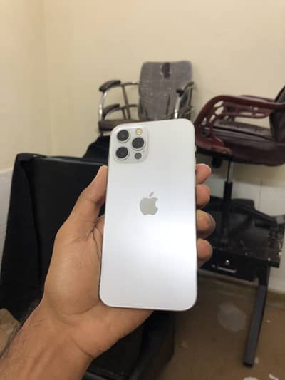 Apple iPhone 12 Pro