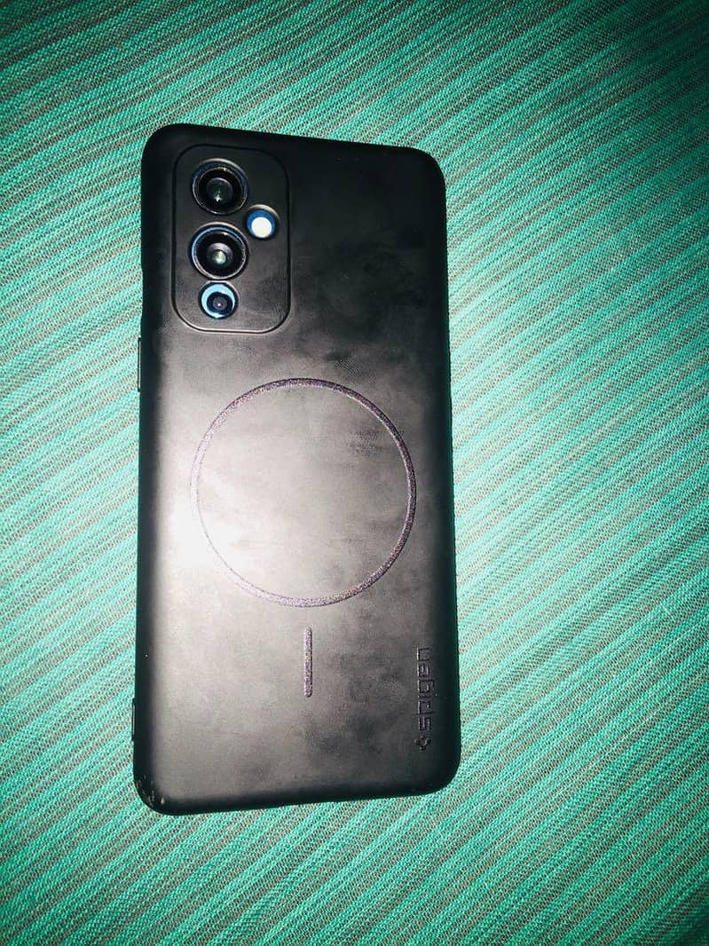 OnePlus 9 5g 0