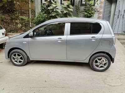Daihatsu Mira 2012