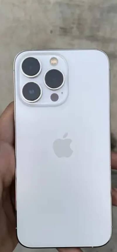 Apple iPhone 13 Pro