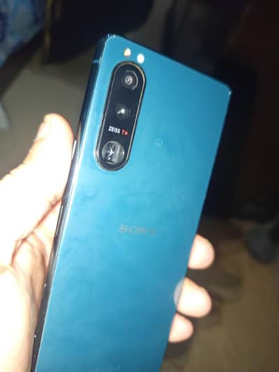 Sony 5 III  Green colour10 by 10