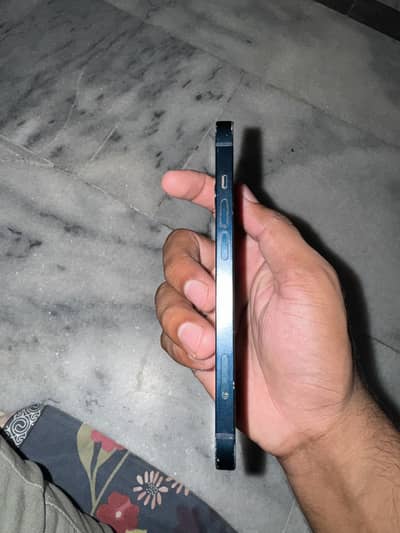 Apple iPhone 13 | 128gb | JV | 83% Health