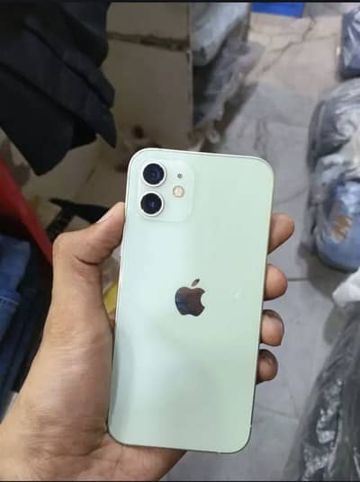 Apple iPhone 12
