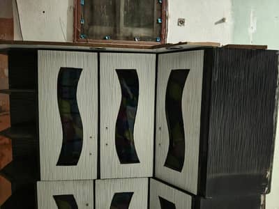 kitchen cabinets L shaped