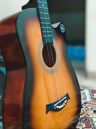 I sell my Sweet accucist Guitar in Best Condition