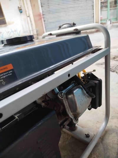 Hyundai generator 1kv (1250watt)