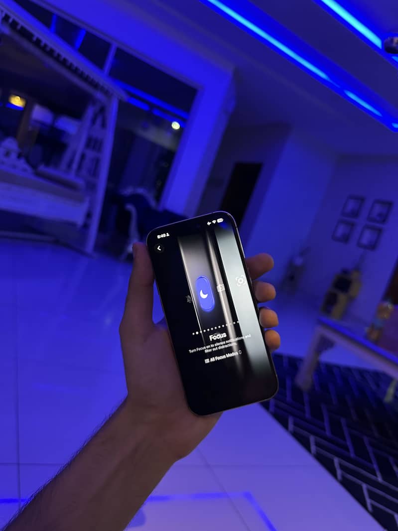 Apple iPhone 15 Pro 3
