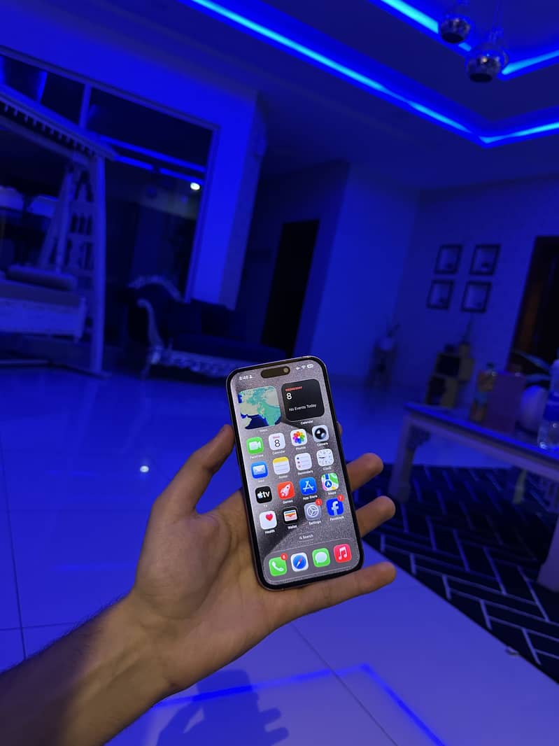 Apple iPhone 15 Pro 4